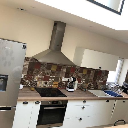 Une Maison Agreable Pour Se Detendre Saint-Quentin  Exterior foto